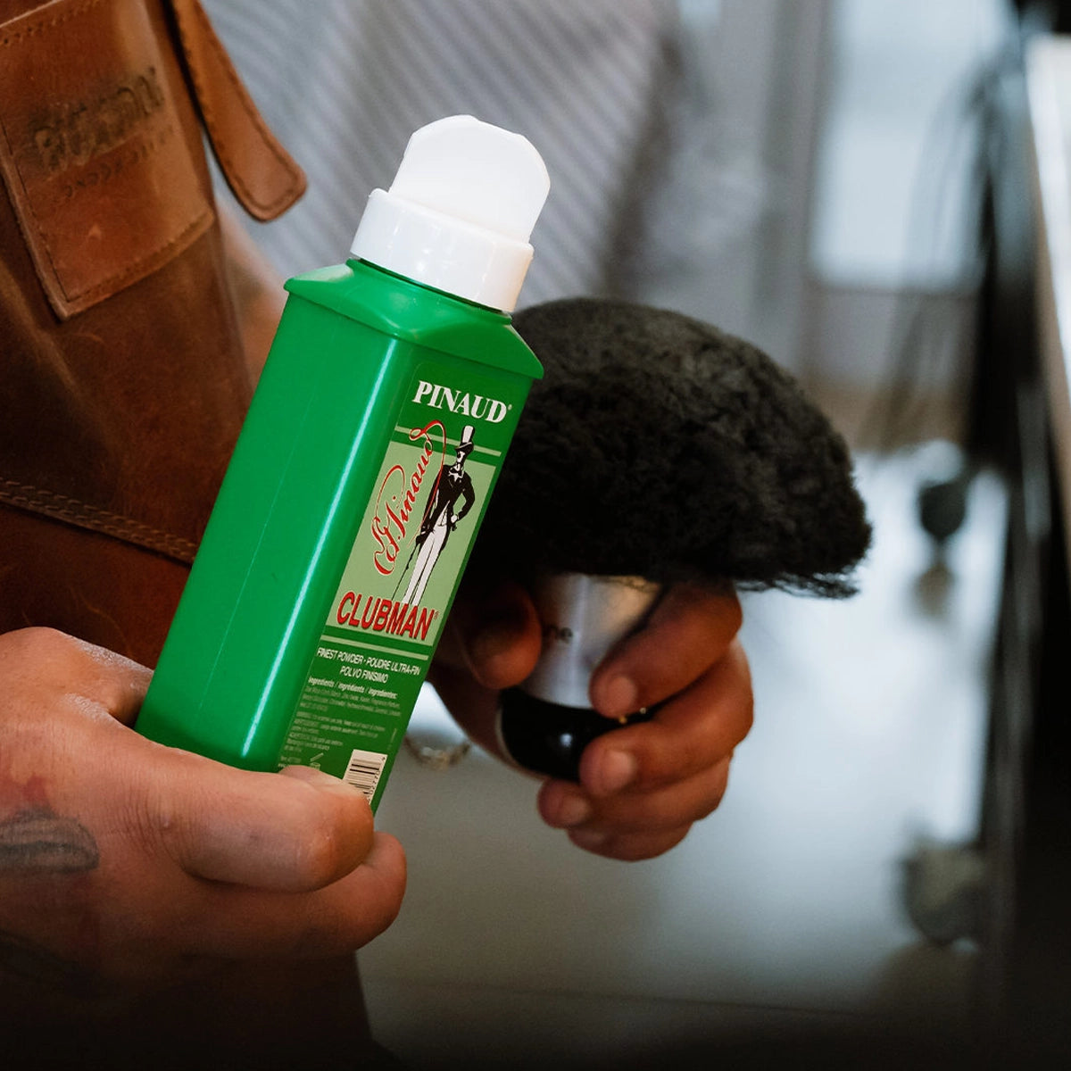 Clubman Pinaud Finest Powder